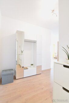 Byt je k dispozícii ihneď
3D virtuálna obhliadka: cutt.ly/IK