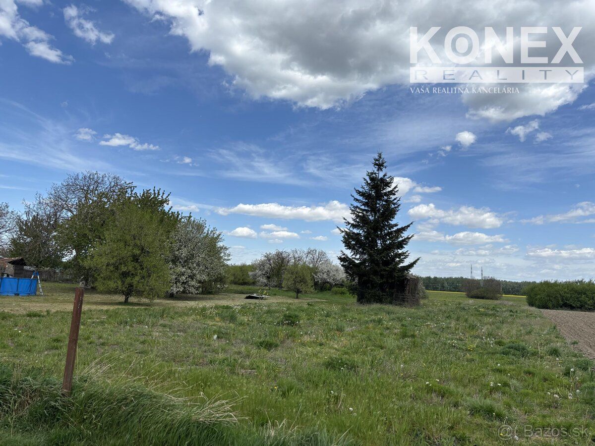ID:3908 Продається великий земельну ділянку в селі Добра біля міста Королівський Чолмац…