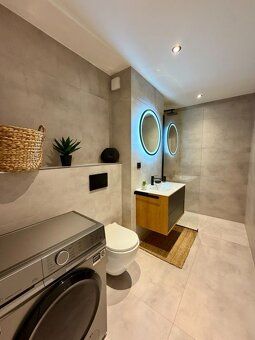 We offer for rent a beautiful, new 1 bedroom apartment in a newly built development