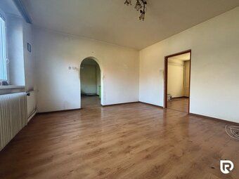 RADO Reality offers for sale a family house with land in o