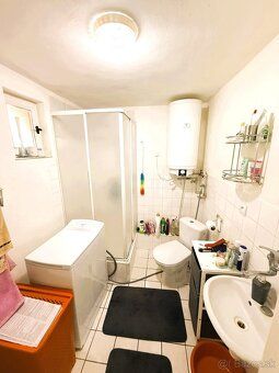 Leaders & Partners Real Estate offers for sale in exclusive representation a brick cottage…