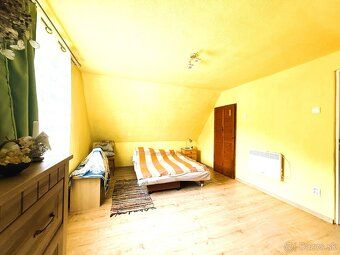 Leaders & Partners Real Estate offers for sale in exclusive representation a brick cottage…