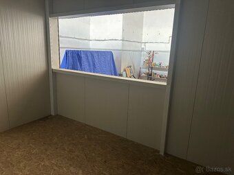 * Vonkajšia dižka: 5,20 m Vonkajšia šírka: 3,20 m * Zváraná 