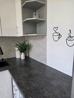 Hello! I offer for rent a spacious (44 sqm) 1-bedroom apartment with