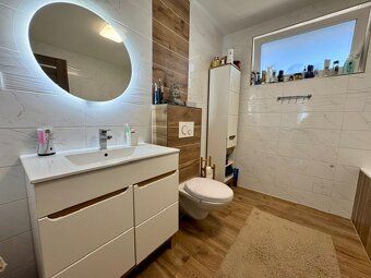 Ponúkame na predaj krásny, moderný rodinný dom typu bungalov