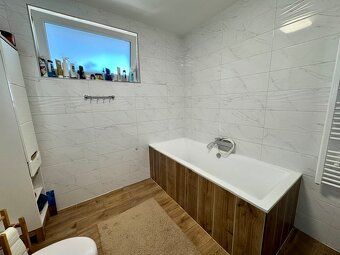Ponúkame na predaj krásny, moderný rodinný dom typu bungalov