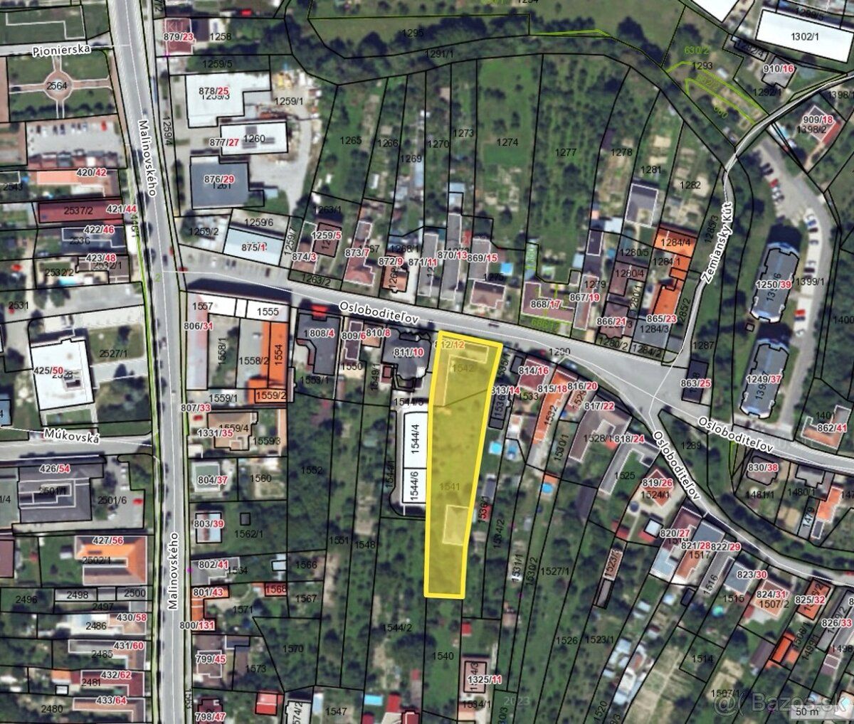 Pozemek P2 o rozloze 485 m² v zastavěném území Čachtic je za