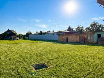 Pozemek P2 o rozloze 485 m² v zastavěném území Čachtic je za