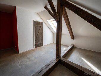 We offer for sale a spacious family house on two floors