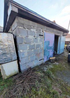 We offer for sale a spacious brick family house with garage