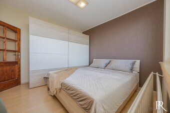 RE/MAX offers for sale a pleasant