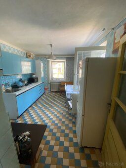 Sell family house built in 1985 which underwent partial reconstruction in 2024.