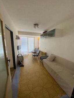 Sell family house built in 1985 which underwent partial reconstruction in 2024.