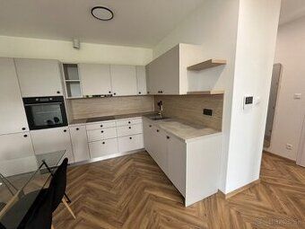 Ponúkam na prenájom 1 izbový byt v Spišskej Belej s výmerou 