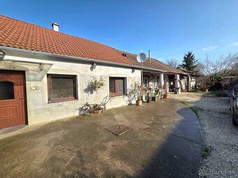 We exclusively offer for sale a 3-bedroom family house with nice grounds in Pavlová village.