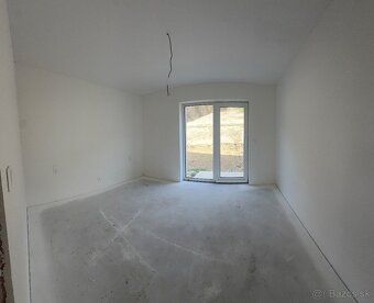 LIVING SPACE 94.1 m² / TERRACE 30.5 m² LAND 684 m²
Village of M