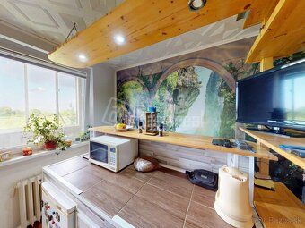 2-ROOM APARTMENT WITH SEPARATE KITCHEN AND GLASSED-IN BALCONY WITH BEAUTIFUL VIEW OF THE…