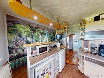 2-ROOM APARTMENT WITH SEPARATE KITCHEN AND GLASSED-IN BALCONY WITH BEAUTIFUL VIEW OF THE…