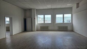 Manufacturing/warehouse hall located on the outskirts of Skalica city at Kopčianska street in…