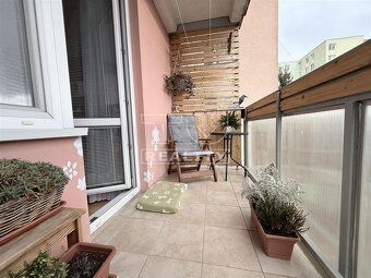 Tureality offers for sale a very nice 4 room apartment in the South district of Trenčín city…
