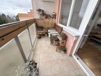 Tureality offers for sale a very nice 4 room apartment in the South district of Trenčín city…