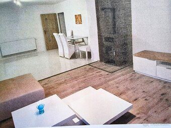 I offer a decent family renovated 4 room house with good location, 5 km from Dudince.