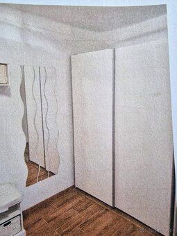 I offer a decent family renovated 4 room house with good location, 5 km from Dudince.