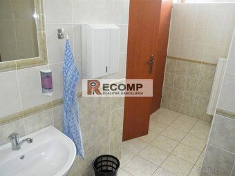 We offer for rent a large administrative space on 1st floor