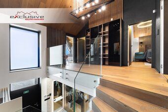 EXCLUSIVE premium real estate agent offers for sale an exceptional 4-bedroom LUXURY CHALET in…