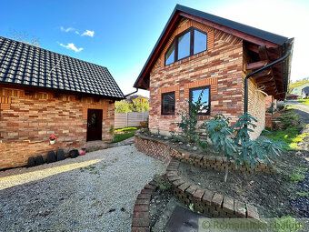 Six charming cottages in one common recreational resort