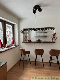 Na predaj čiastočne zrekonštruovaná veľká trojpodlažná chata