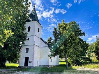 Na predaj priestranný rovinatý pozemok s výmerou 1538 m² pri