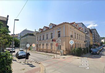 Ponúkame na prenájom kancelárske priestory na Jelenej ulici 