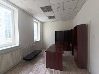 Ponúkame na prenájom kancelársky priestor na Radlinského ul.