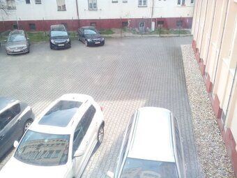 We offer office space for rent in a 4-storey administrative building