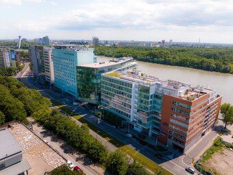 Пропонуємо оренду адміністративних приміщень високого класу