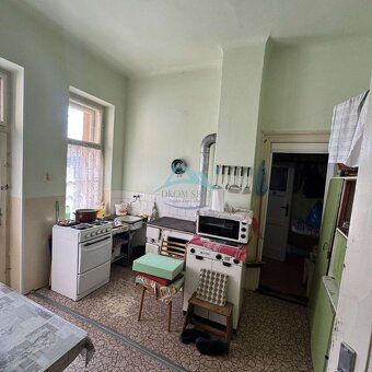 Cozy family house in the center of Šahy - ideal opportunity for reconstruction according to…