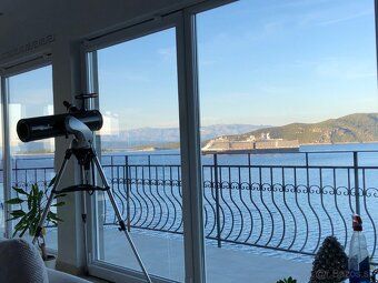 Mediterranean room and sea view - exclusive apartment on
