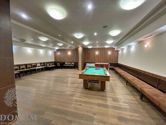 Apartment + terrace + private parking space + garage spot For sale we offer a pleasant fully…