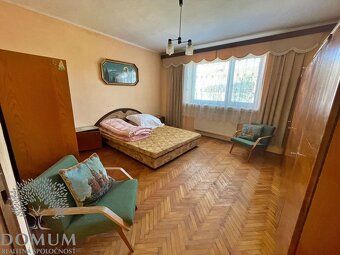 We offer for sale a spacious family house with up to 8 rooms in the village of Pobedim, which…