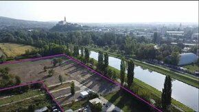 Prenajmem vyhradené miesto na pozemku s možnosťou parkovania