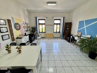 Predám kompletne zariadený moderný obchod z kontajnera – ide