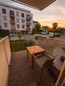 I am renting out an above-standard apartment in a 1-room flat in Prešov - Záhradné sady on Hrušková Street.