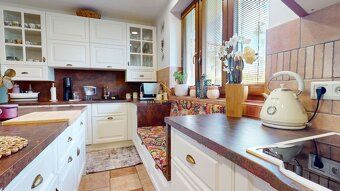 Spacious family bungalow in peaceful natural surroundings