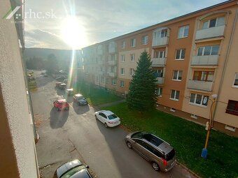 Witamy w tym nowo wybudowanym kompleksie, który jest zaprojektowany do prowadzenia…