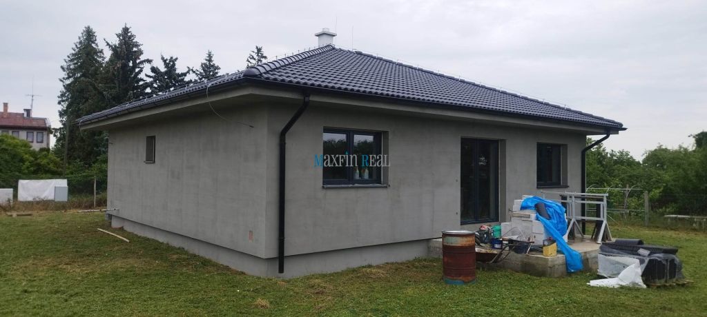 Maxfin Real Vám ponúka,
na predaj 4-izb rodinný dom, na krás