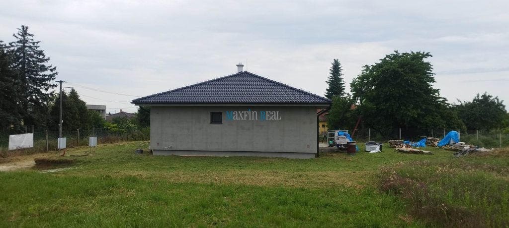 Maxfin Real Vám ponúka,
na predaj 4-izb rodinný dom, na krás