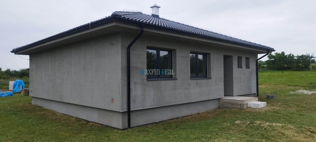 Maxfin Real Vám ponúka,
na predaj 4-izb rodinný dom, na krás