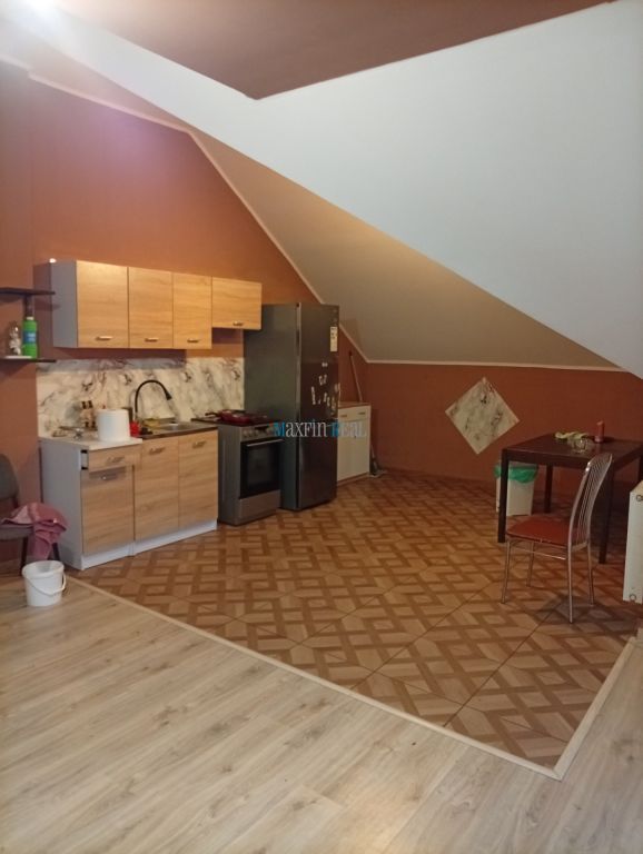 Maxfin Real vám nabízí k prodeji dvoupatrový rodinný dům –