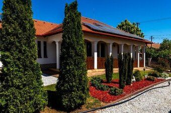 Rodzaj: Dom jednorodzinny Ulica: Vrsi Gmina: Vrsi Nowe